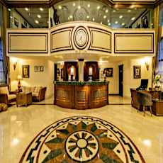 Rocks Hotel & Casino